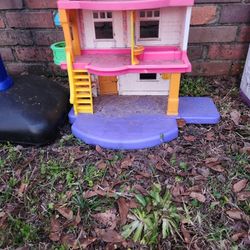 Dollhouses