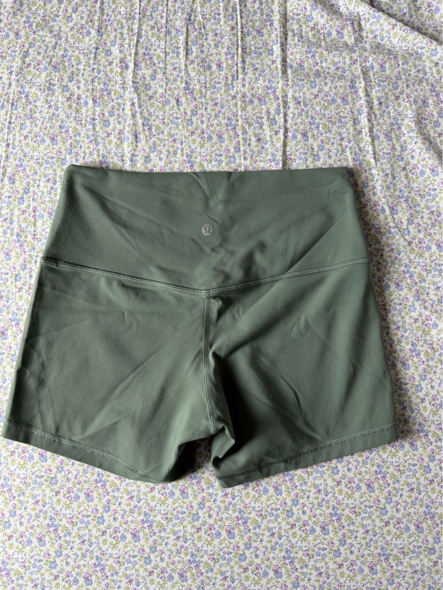 Lululemon 4inch Shorts
