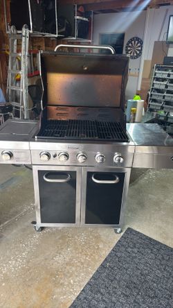 Stainless steel five burner propane grill Stainless steel five burner propane grill