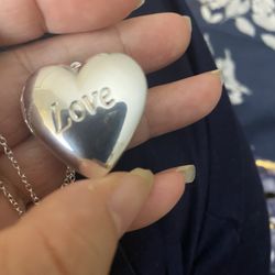 Love 💗 Heart Photo Frame Pendant Necklace 