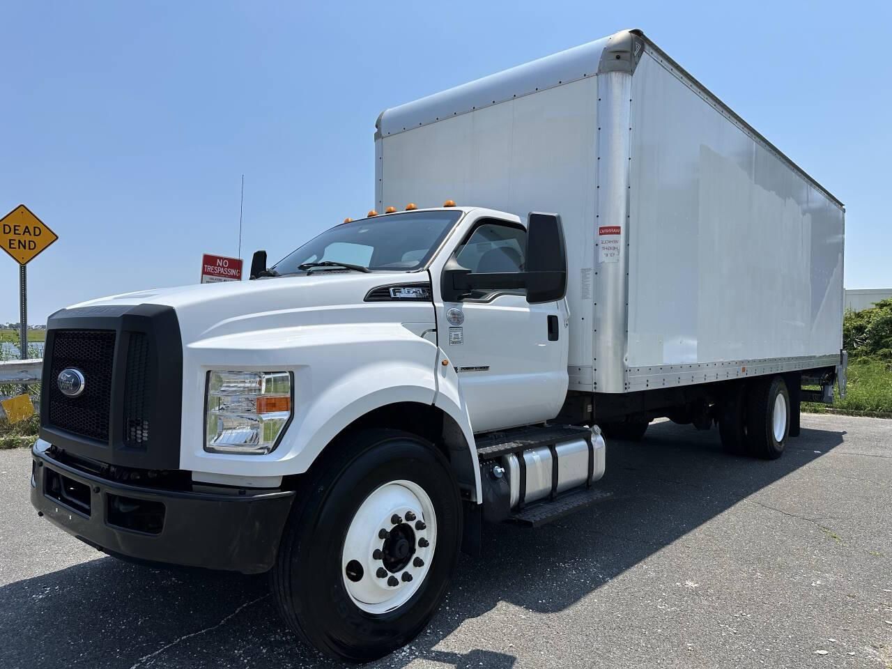 2018 Ford F-650 Diesel
