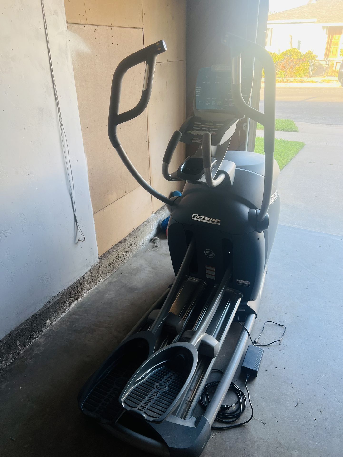 Octane Fitness Q47ci Elliptical