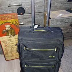 iFLY Softside Accent 24" Checked Luggage