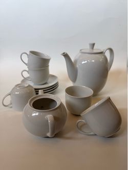 Arzberg White Porcelain Tea Set