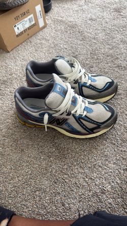 New Balances Size 8