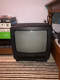 Panasonic Omnivision CRT TV ( Vhs player broken )