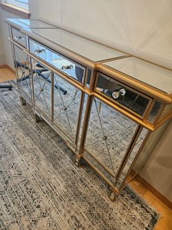 Console/sideboard