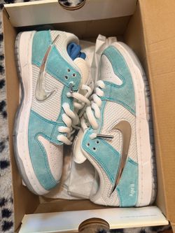April Nike sb dunk