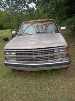 1989 Chevrolet 1/2 Ton Pickups