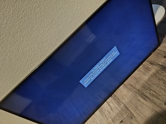 Vizio Smart TV $40 flat no remote or stand