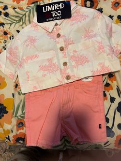 Girls short set have in size 4 t & 6 t new