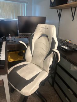 Gaming/office chair for sale !