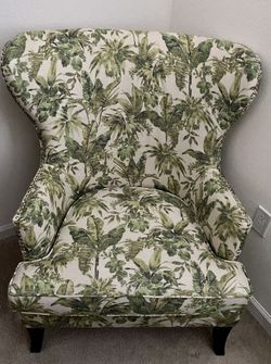 Wing chair w/ pillow