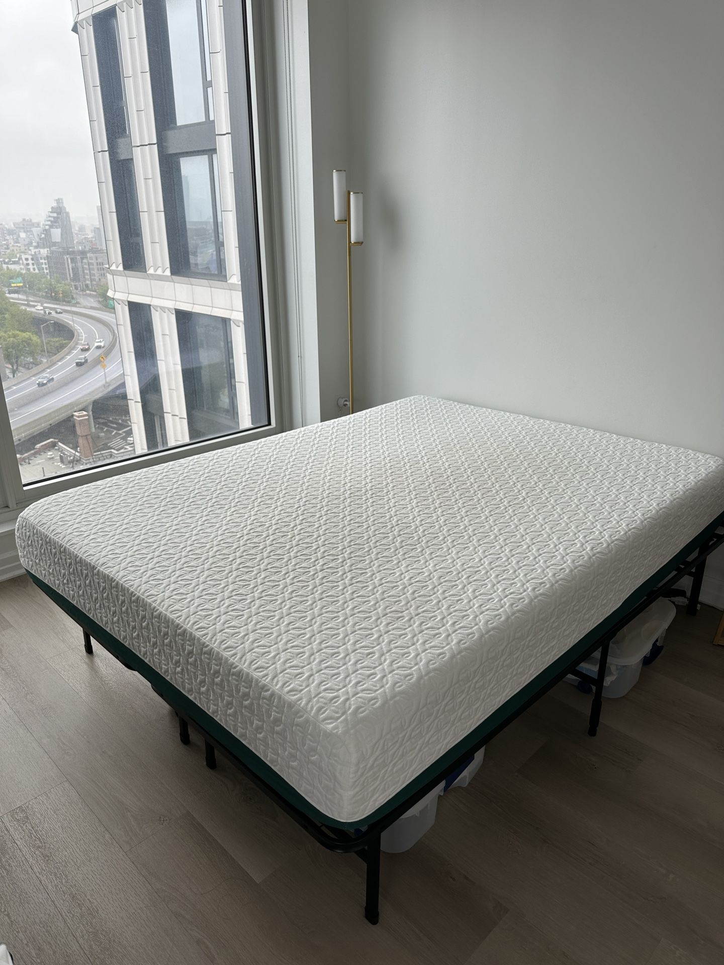 Queen Size Mattress & Elevating Bed Frame