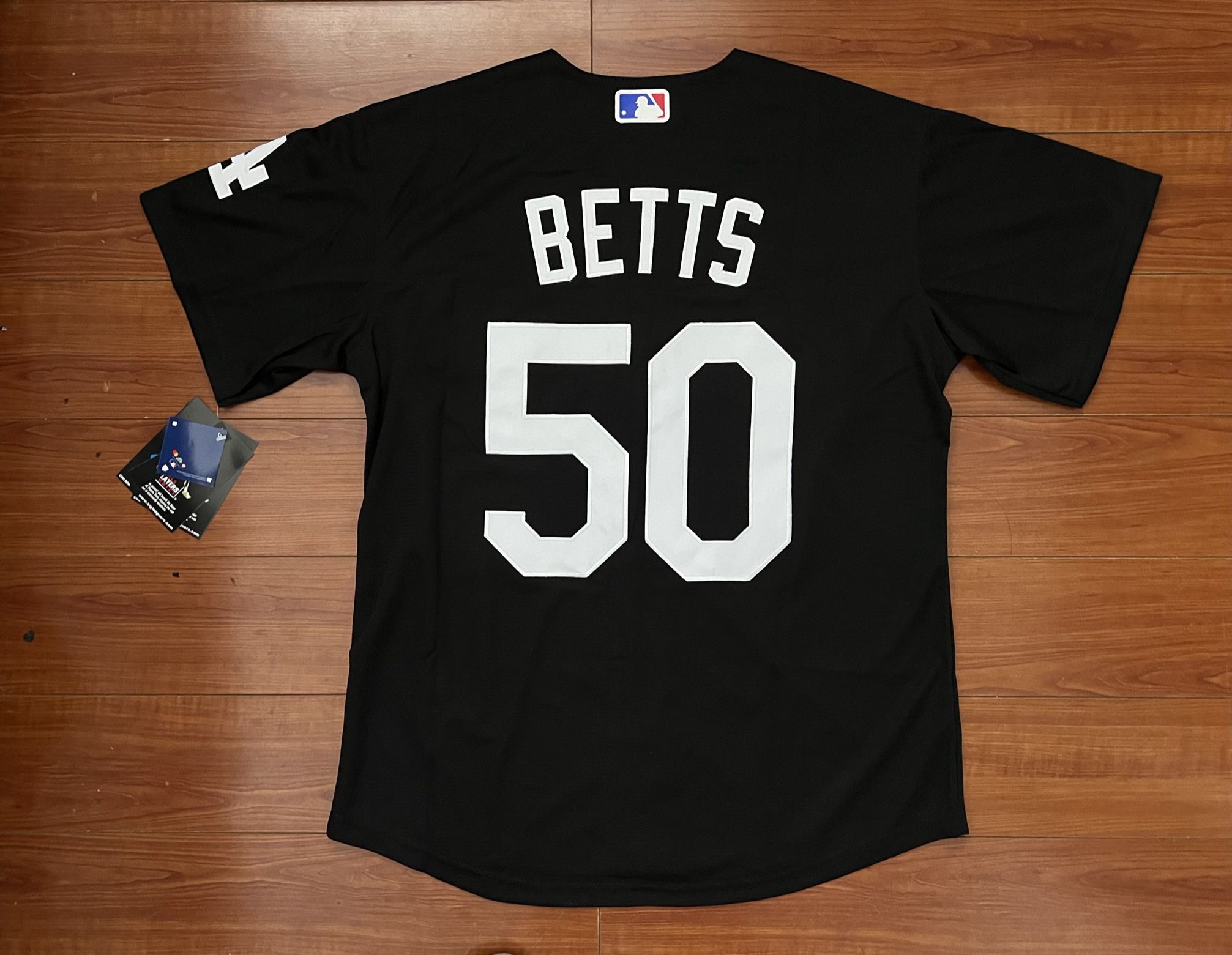 Mookie Betts Jersey Size 48 for Sale in San Diego, CA - OfferUp