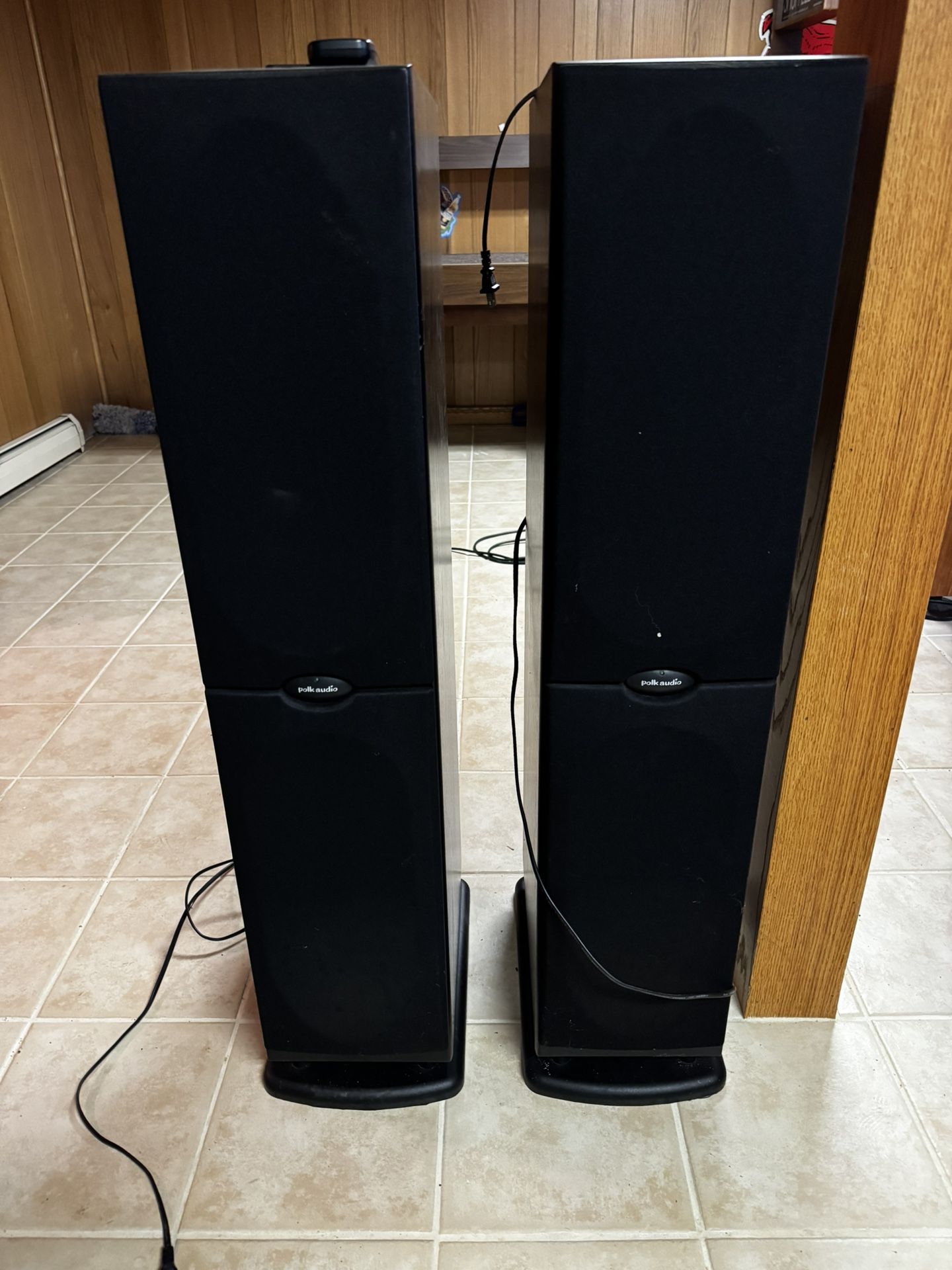 Polk Speakers RT2000i