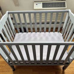 Mini Crib