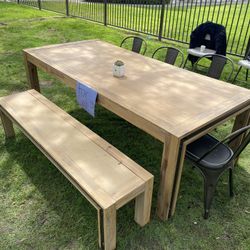 Dinning Room Table And Chair Set