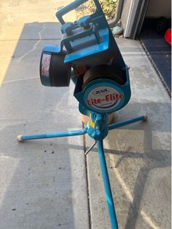 Jugs lite-flight pitching machine