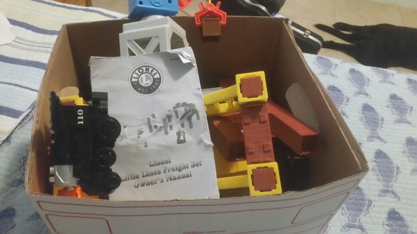 Lionel Little Lines Freight Train Set