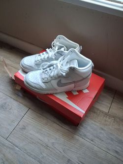 Nike gray and white size 7.5