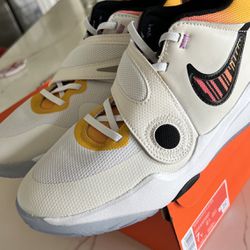 Nike Brand New Boy Size 7 Basketball Shoes