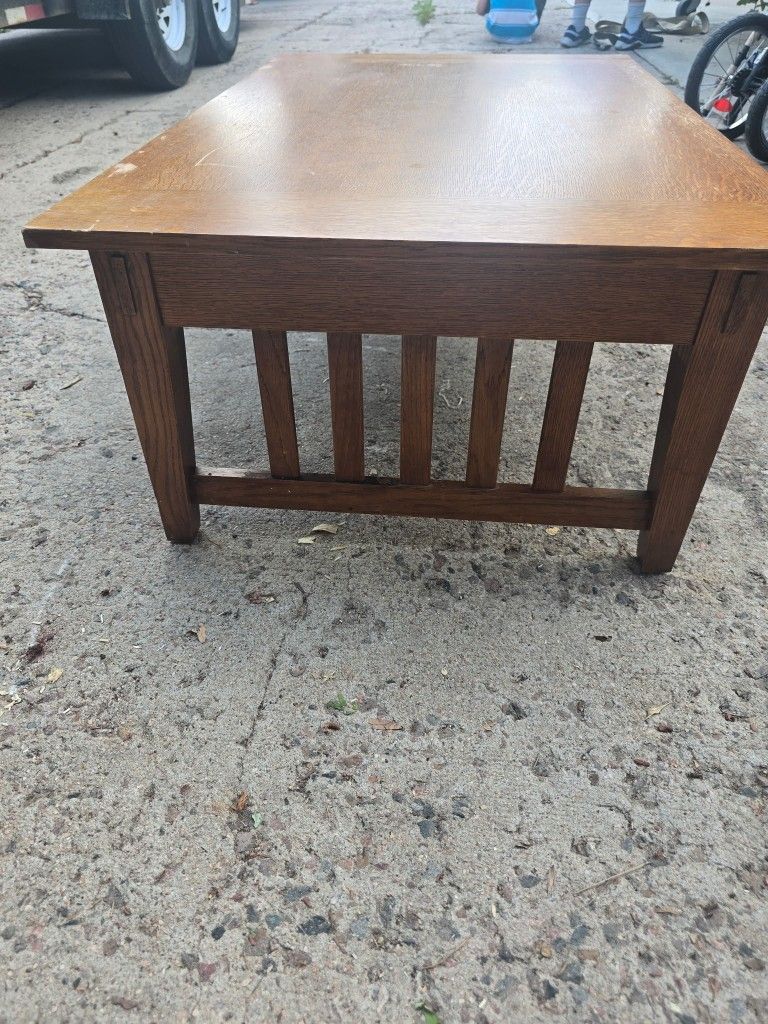 Coffee Table 