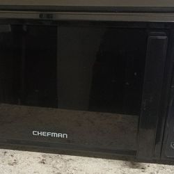 Chefman Countertop 0 .7 Cu.Ft. Microwave