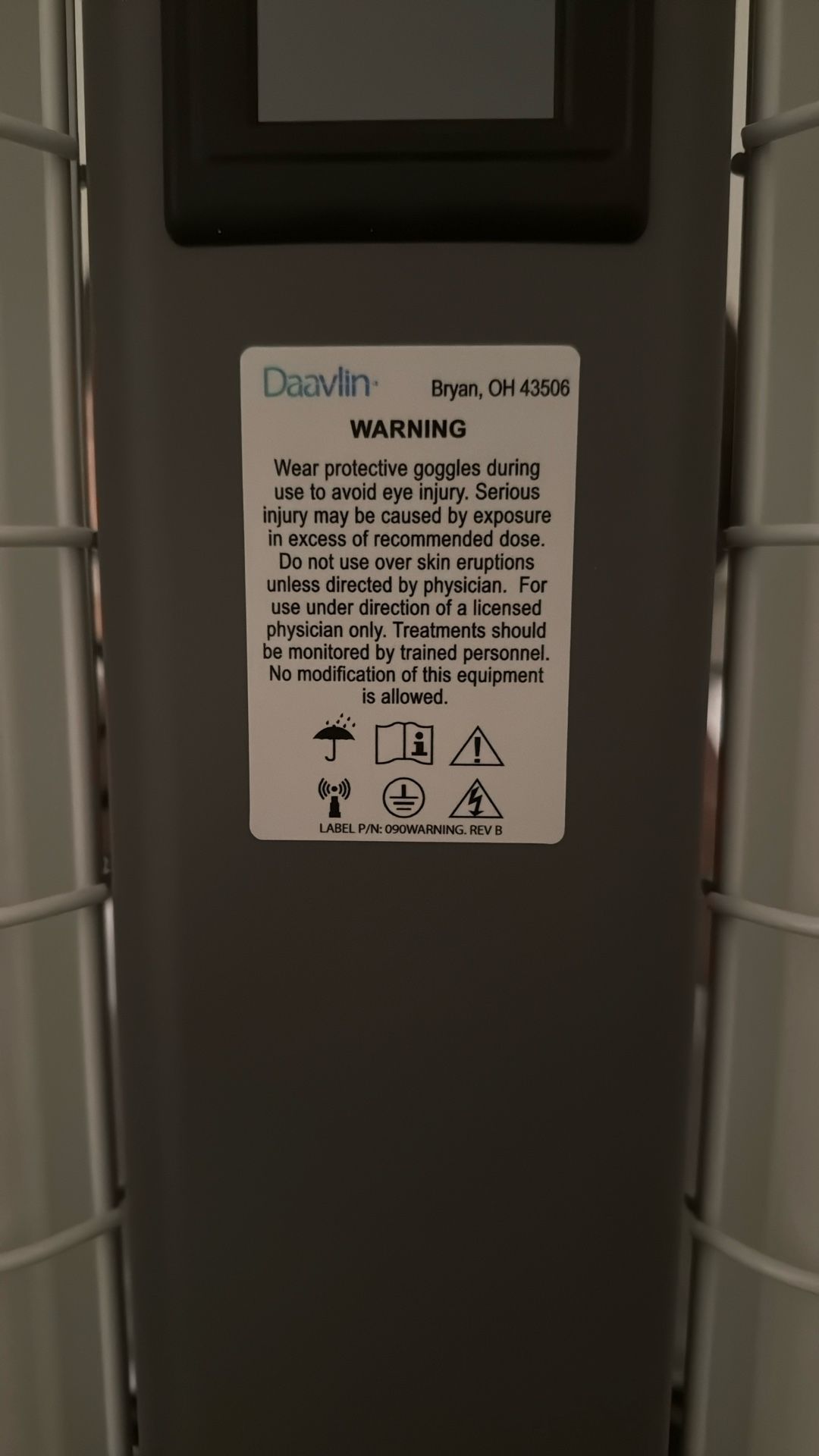 Medical Grade UV Light ( Daavlin) 