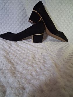 BLACK SUEDE SIZE 9 USED