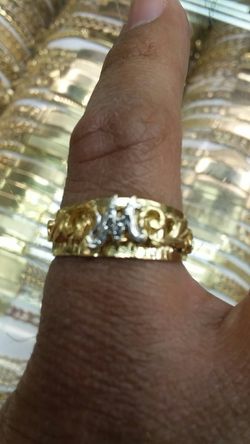 14K GOLD RING 4.4 GRAMS