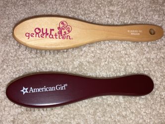 Doll Brushes