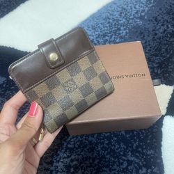Damier Wallet