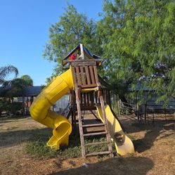 Swing set