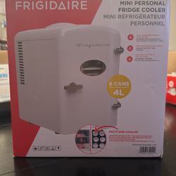 New in Box White Frigidaire Retro 6-Can Mini Fridge