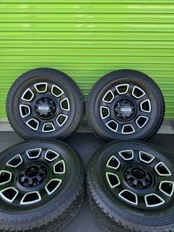 Ford F250 F350 Factory Wheels Tires