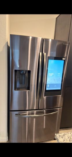 Samsung Family Hub Standard-Depth 26.5-cu ft 3 -Door 36-in Wide Smart Compatible French Door Refrigerator