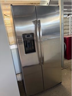 Ge side by side Refrigeator