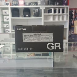 Ricoh GR III HDF 
