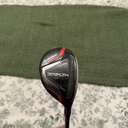 Taylor Made 3 Hybrid Golf Club