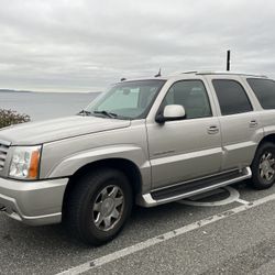 2004 Cadillac Escalade