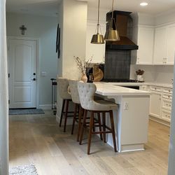 Swivel real wood kitchen stools 