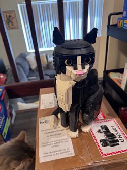 Lego cat