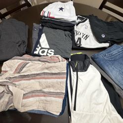 Men’s Clothing/Ropa De Hombre 