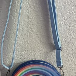 Lounge Fly Inside Out Bag 