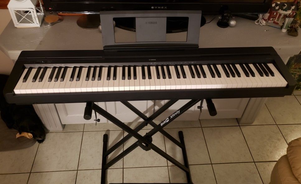 YAMAHA P71 88Key Weighted Action Digital Piano With Sustain Pedal And