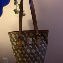 Vintage Dooney And Burke Bucket Bag
