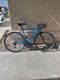 Custom Cannondale caad 8 that fits 32c tires,size 54 11 speed