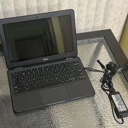 💥💥Dell Chromebook 💥💥 With Charger Included 