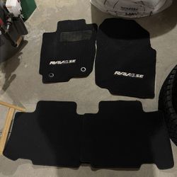 RAV4 13-18 Oem Mats